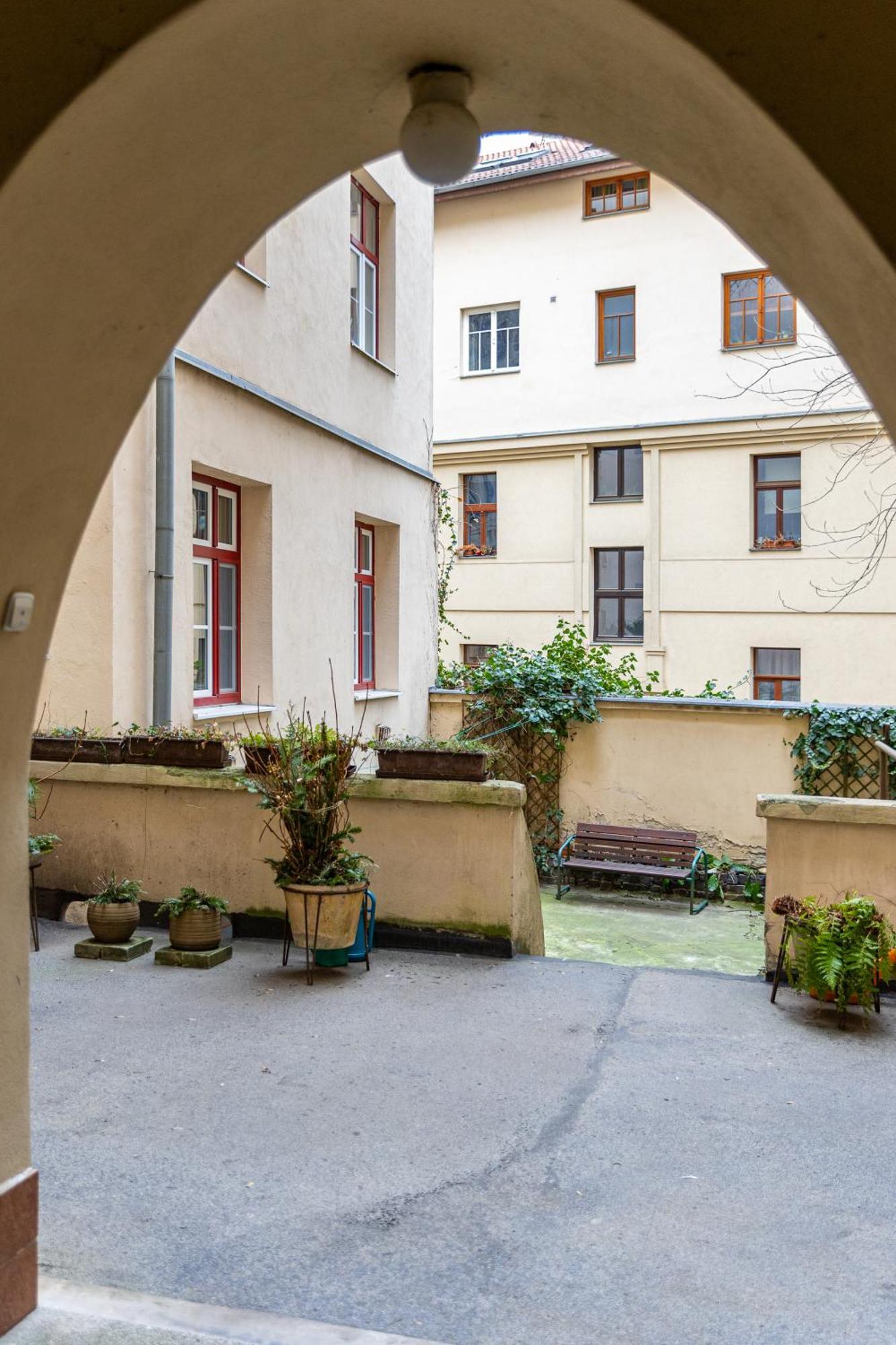 Cozy In Historic 公寓 布拉迪斯拉发